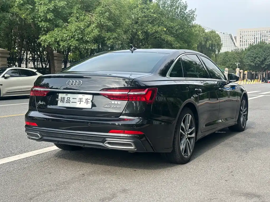 Audi A6L — миниатюра 6