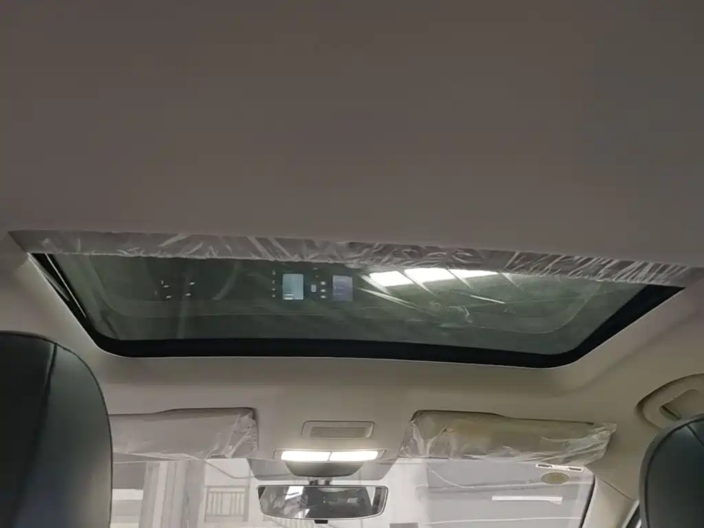 Roewe i5 — миниатюра 18