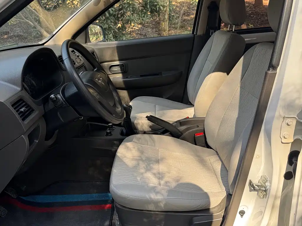 WULING WULING HONGGUANG