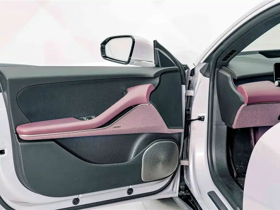 NIO ET5T — миниатюра 16