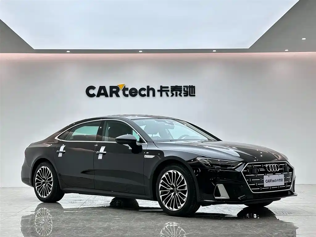 Audi A7L 2024 45 TFSI Luxury