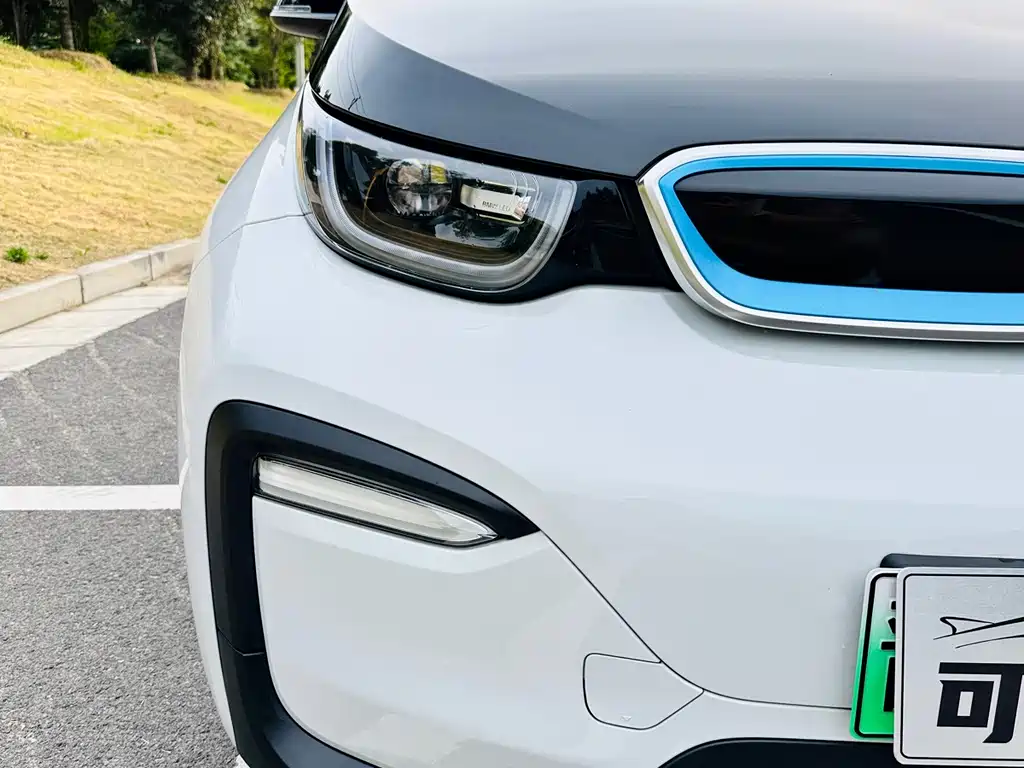 BMW i3 (Import) — миниатюра 10