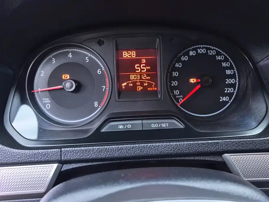 Volkswagen Jetta — миниатюра 14