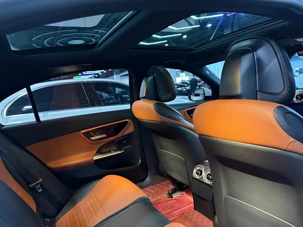 Mercedes-Benz C-Class — миниатюра 15