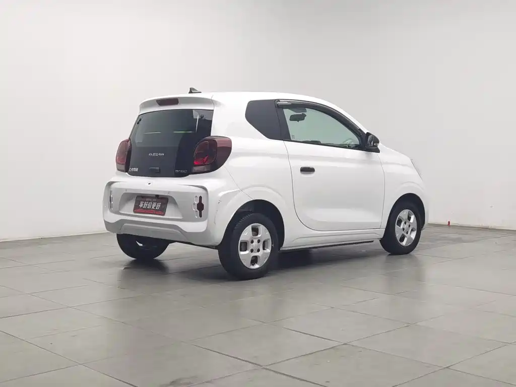 Roewe Clever — миниатюра 2