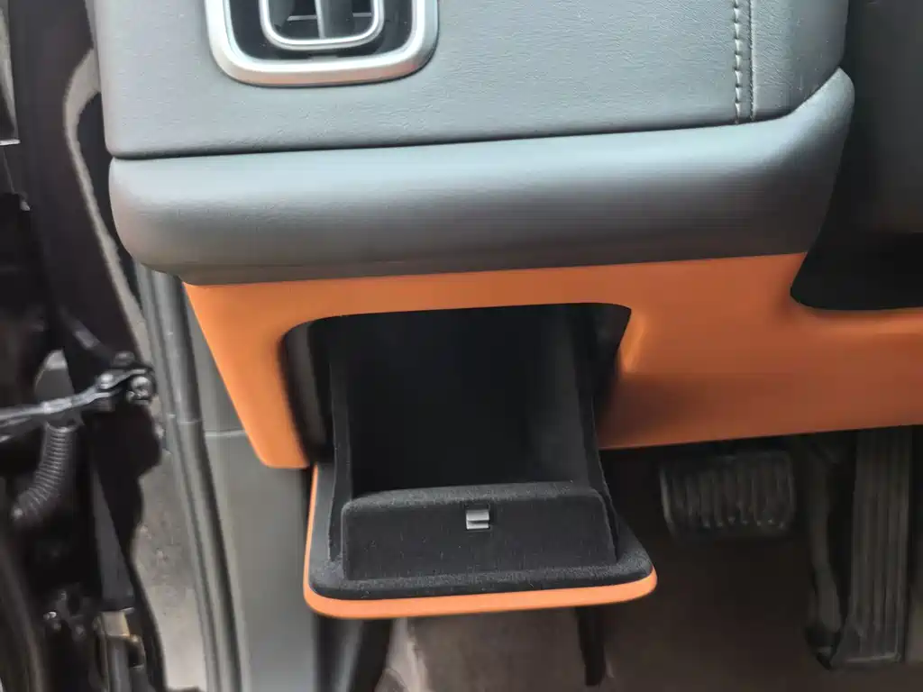 Li Auto Li L7 — миниатюра 17