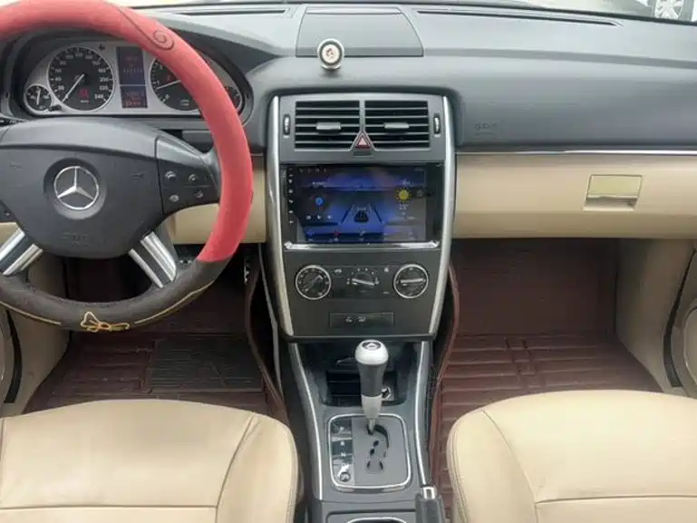 Mercedes-Benz B-Class — миниатюра 7