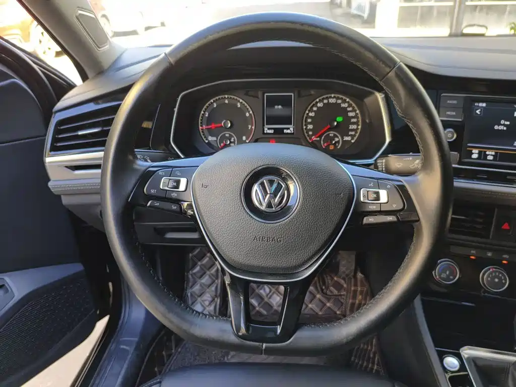 Volkswagen Sagitar — миниатюра 11