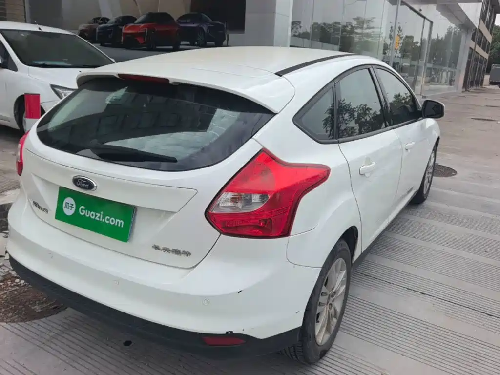 Ford Focus — миниатюра 7