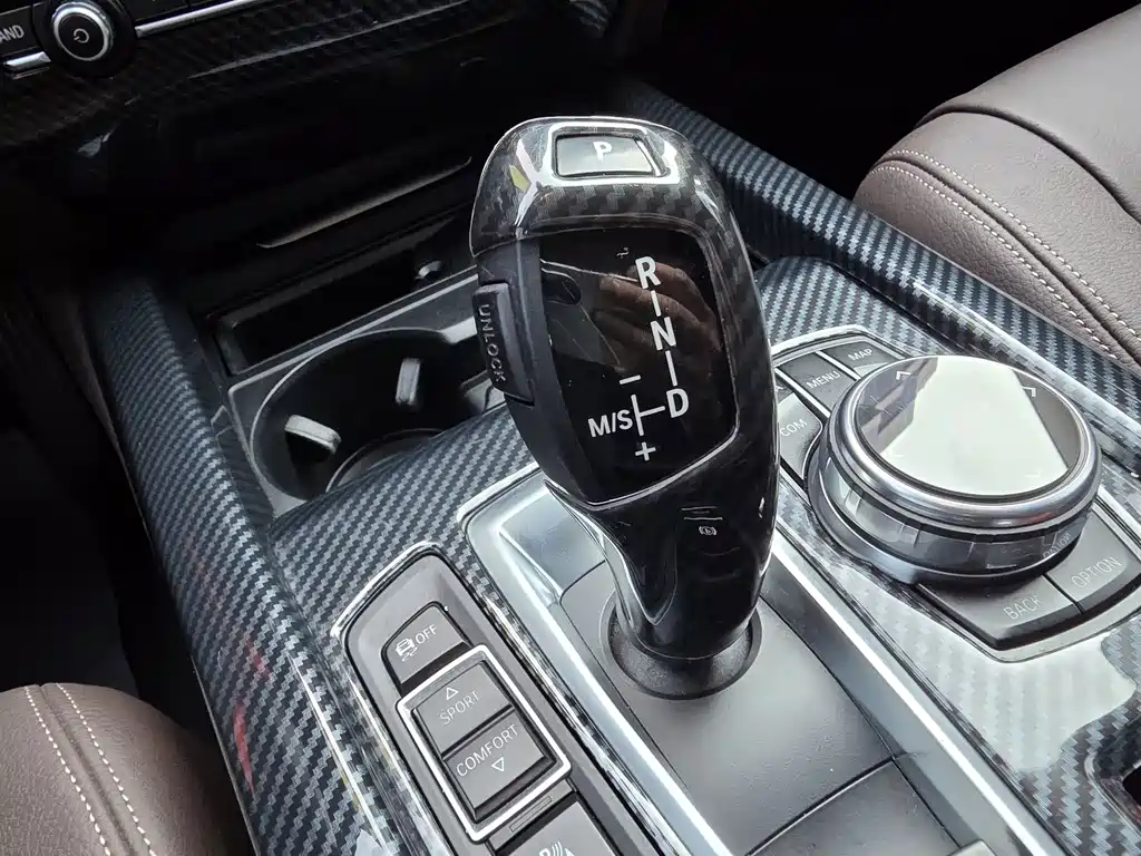 BMW X5 (Import) — миниатюра 25