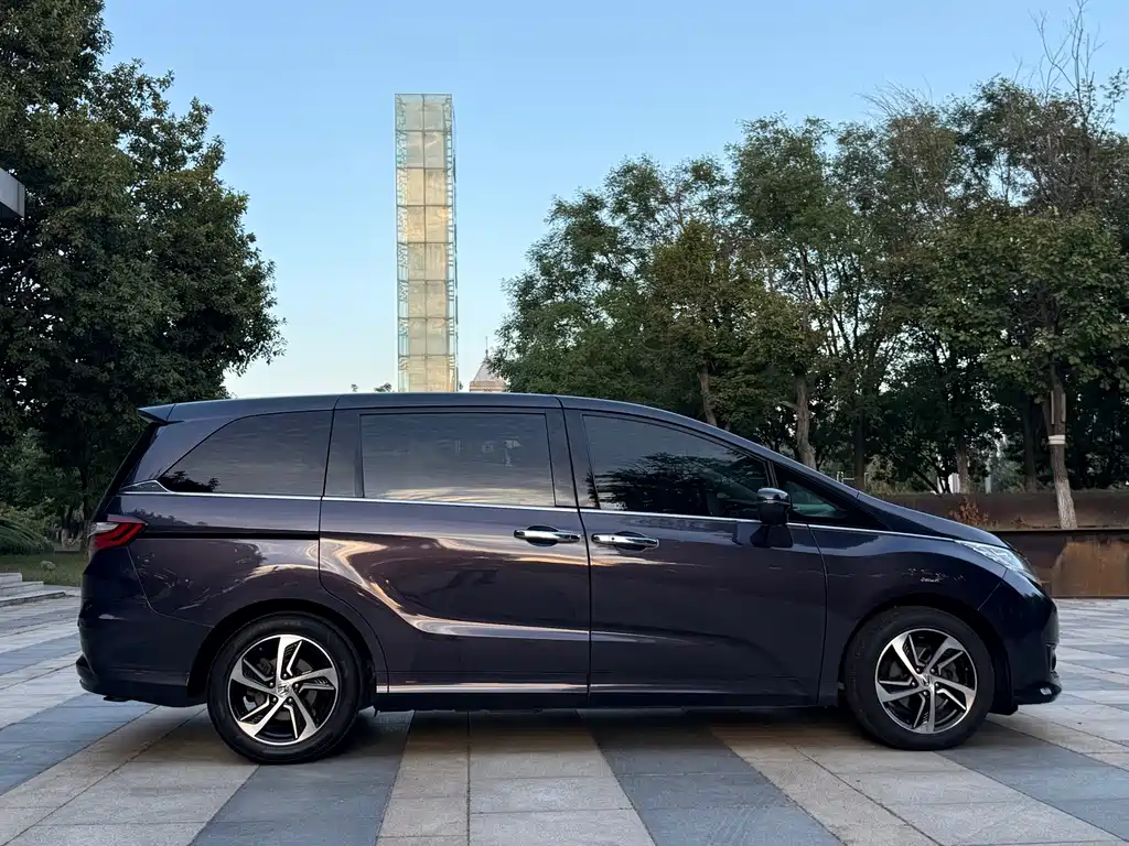 Honda Odyssey — миниатюра 3