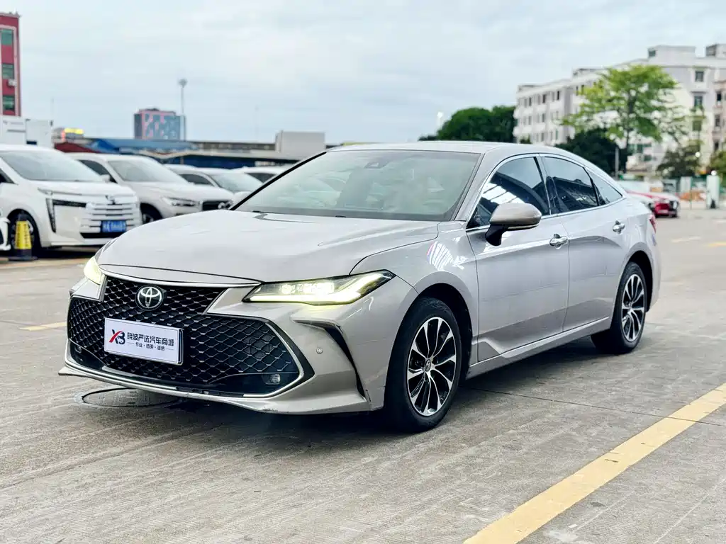 Toyota Avalon 2022