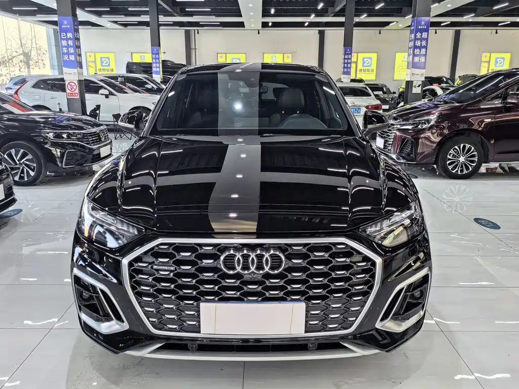 AUDI Q5L SPORTBACK