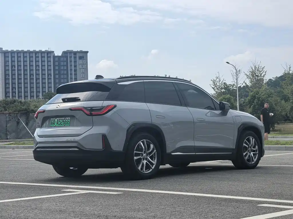 NIO ES6 — миниатюра 5