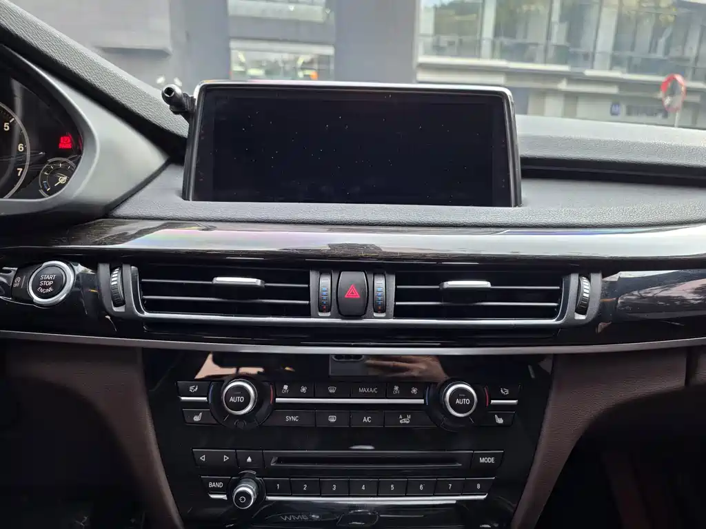 BMW X5 (Import) — миниатюра 27