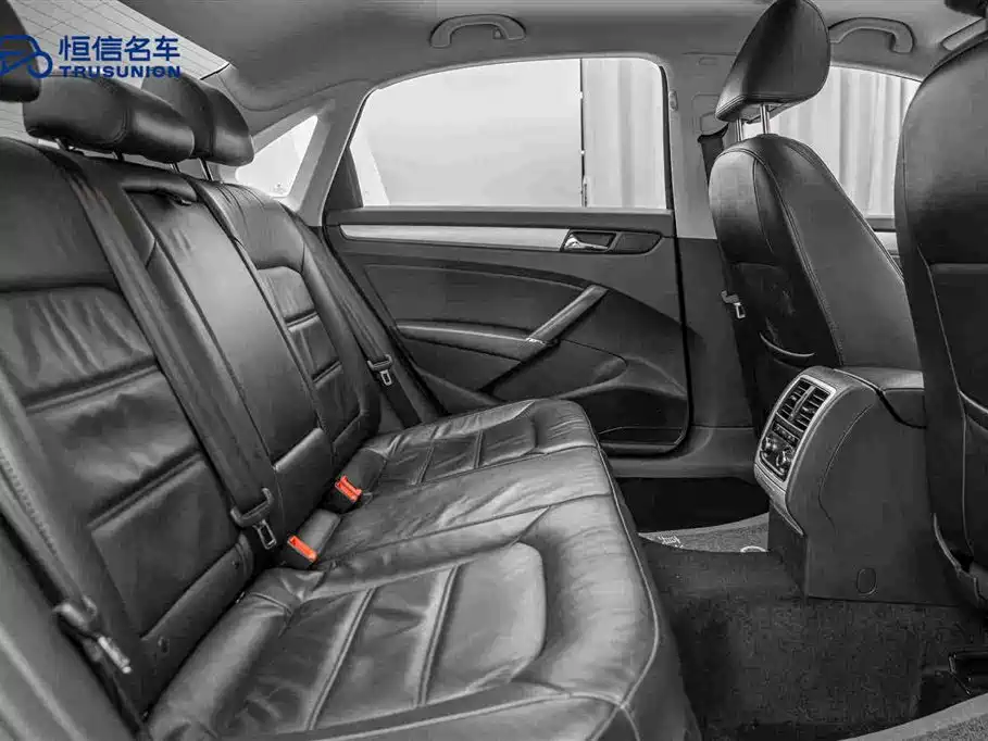 Volkswagen Passat — миниатюра 16