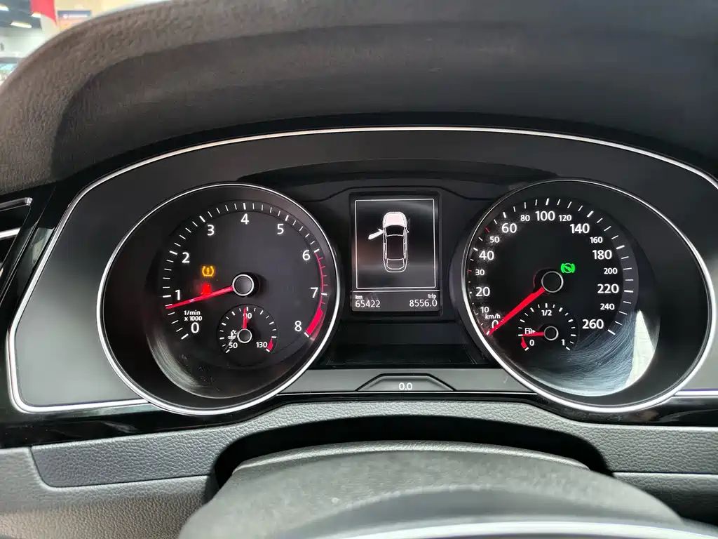 Volkswagen CC — миниатюра 11