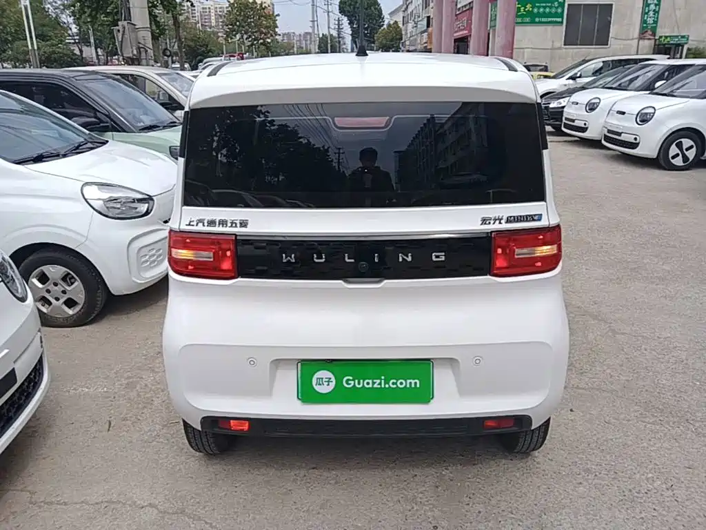 Wuling MINIEV — миниатюра 6