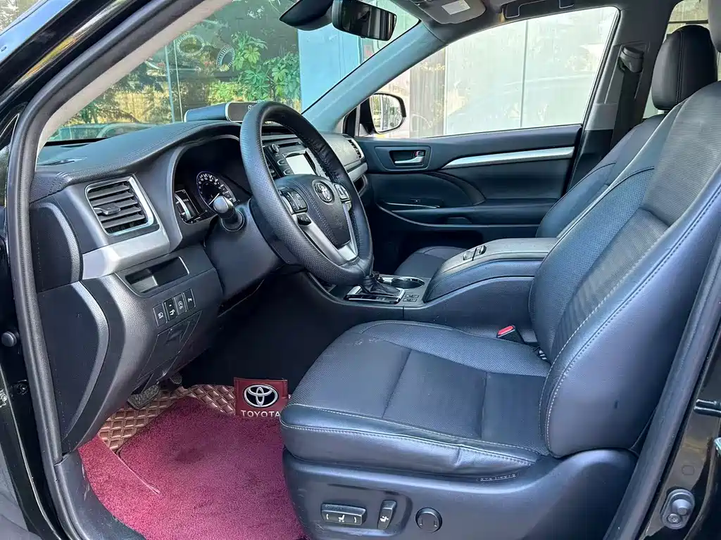 Toyota Highlander — миниатюра 4