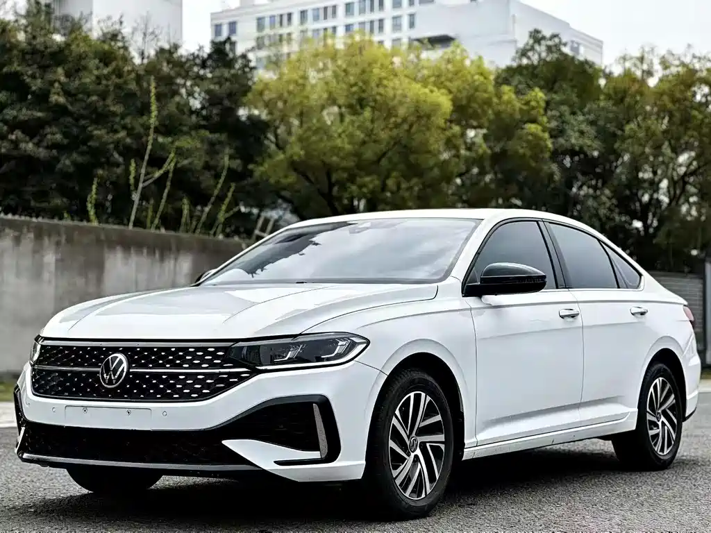 Volkswagen Lavida — миниатюра 2