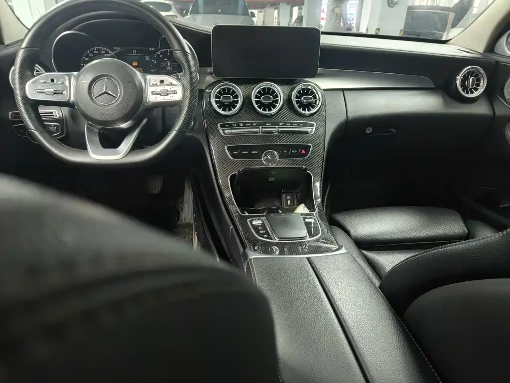 Mercedes-Benz C-Class — миниатюра 9