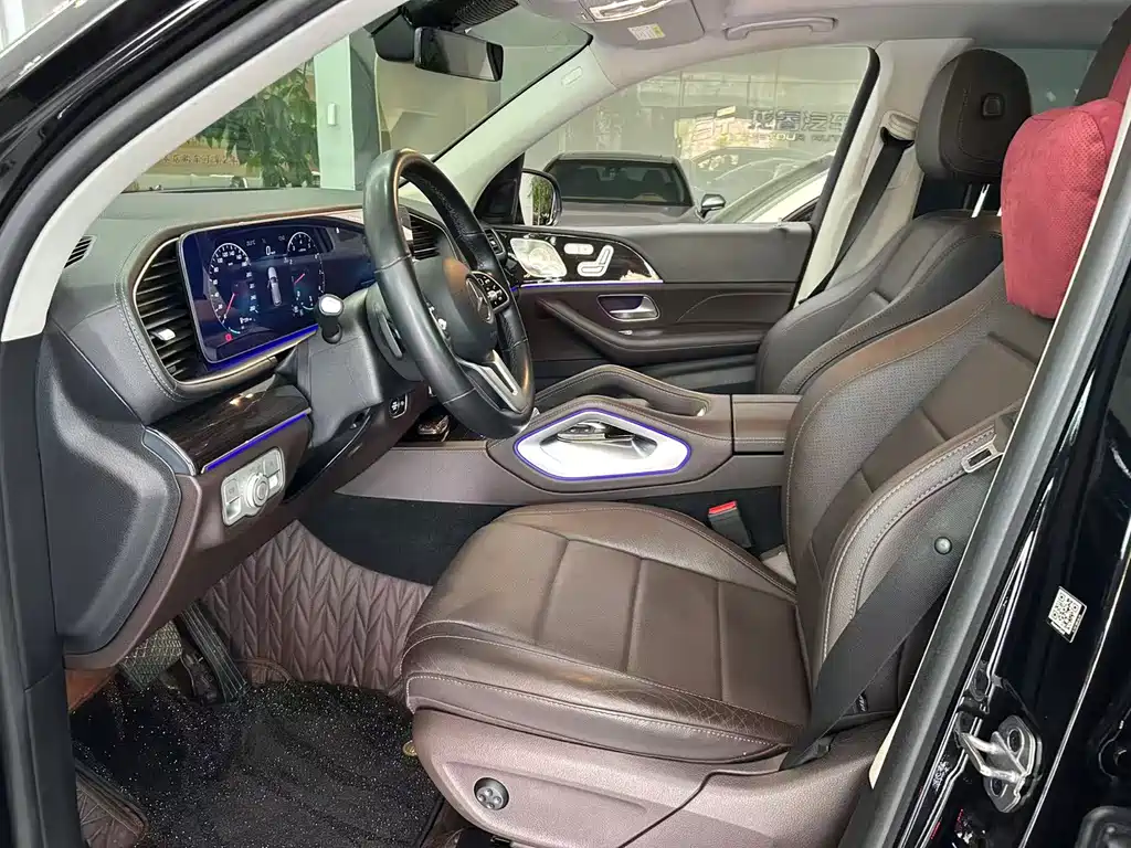 Mercedes-Benz GLE (Import) — миниатюра 4