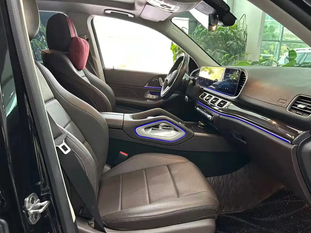 Mercedes-Benz GLE (Import) — миниатюра 6