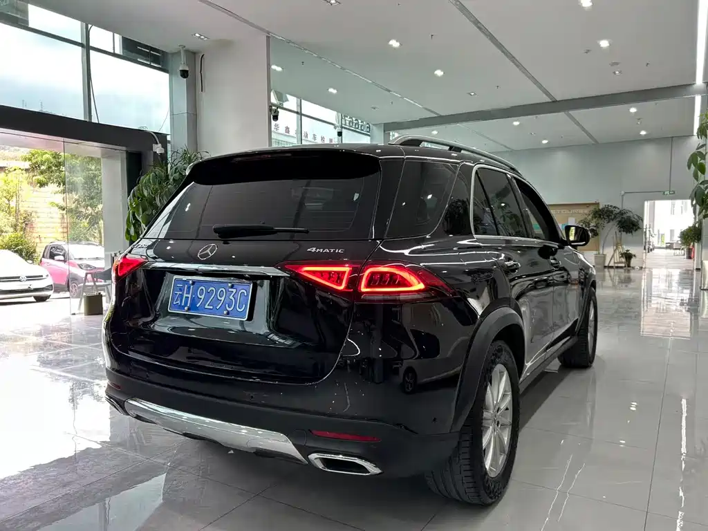 Mercedes-Benz GLE (Import) — миниатюра 16