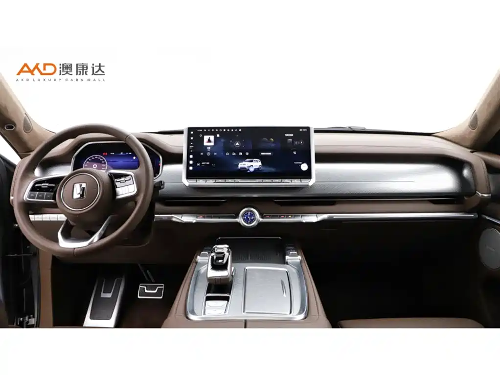 TANK TANK 700 NEW ENERGY