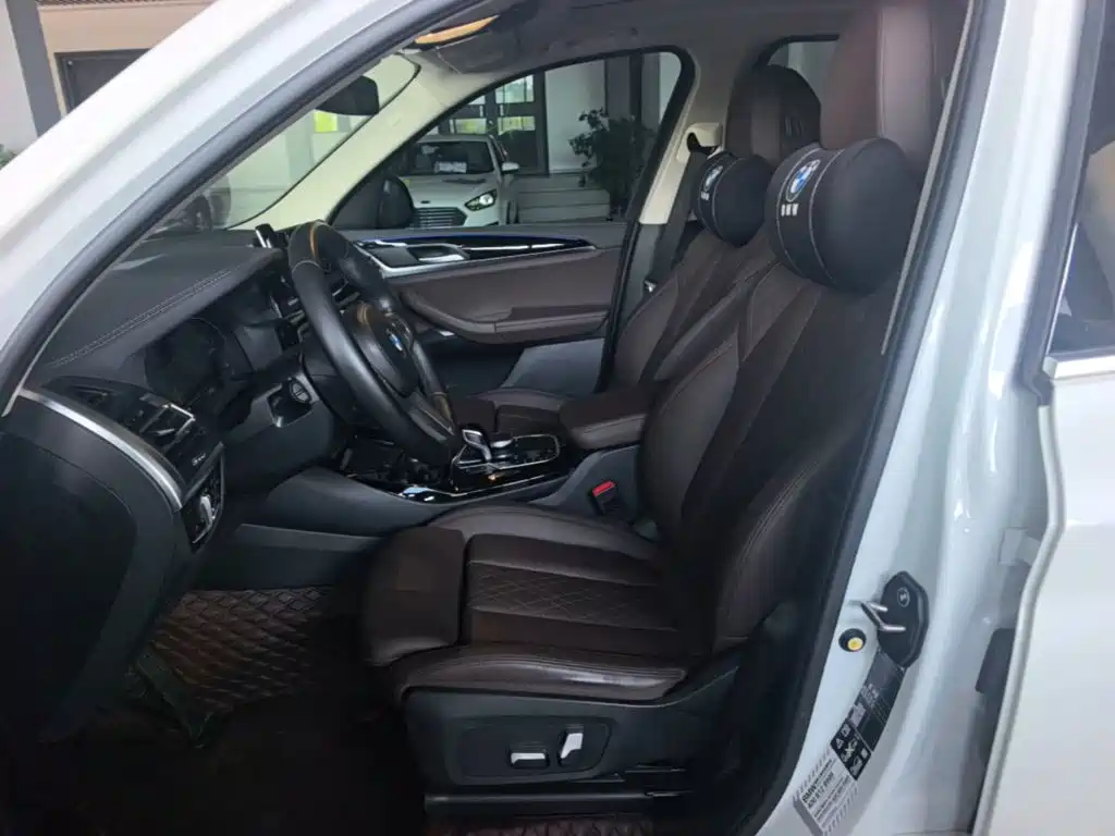 BMW X3 — миниатюра 15