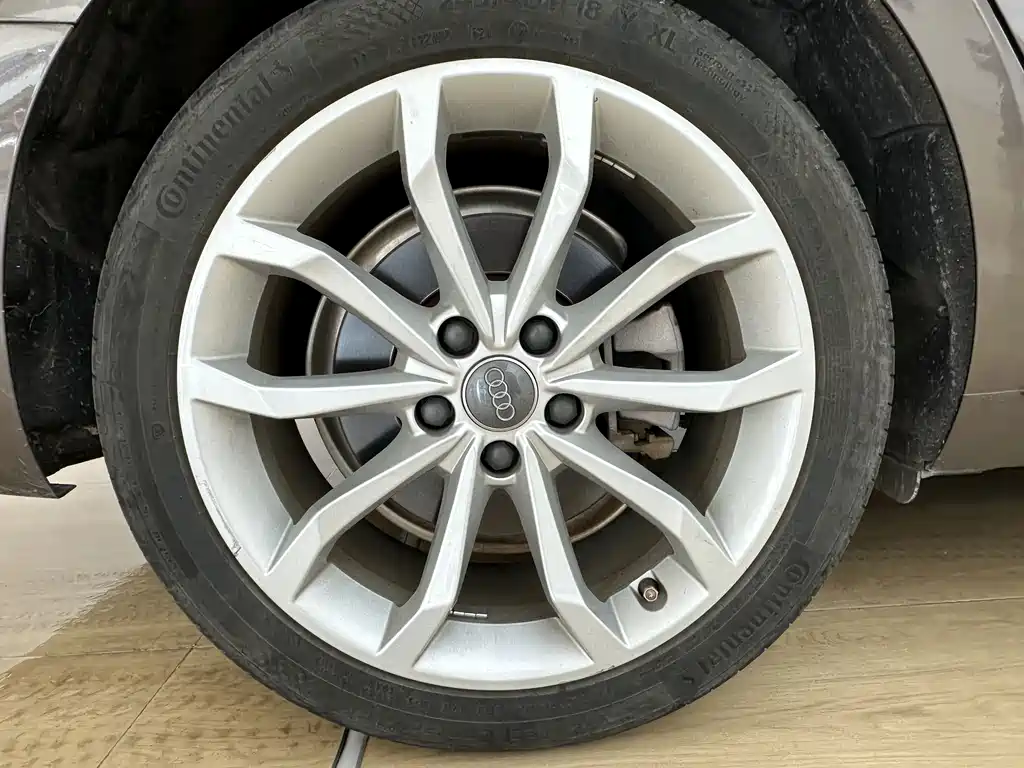 Audi A4L — миниатюра 15