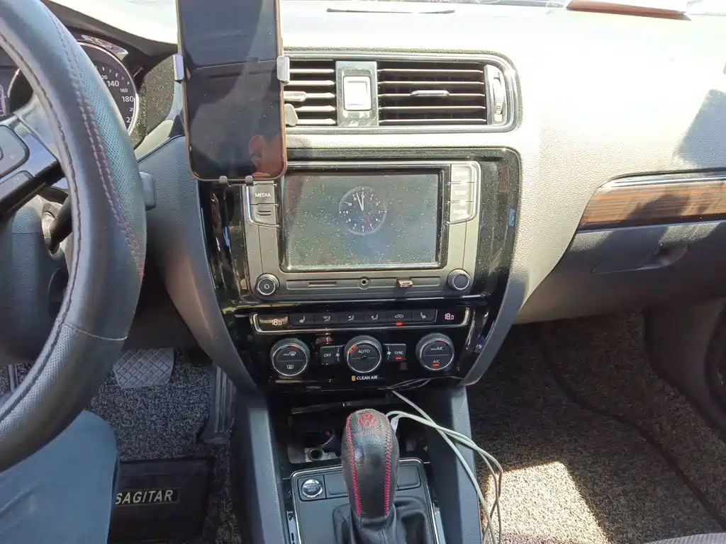 Volkswagen Sagitar — миниатюра 10