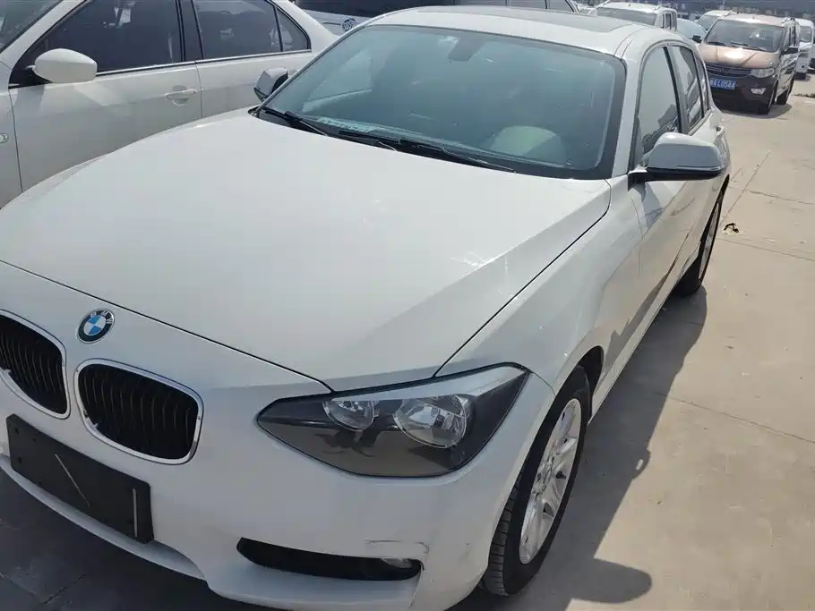BMW 1 Series (Import) 2015