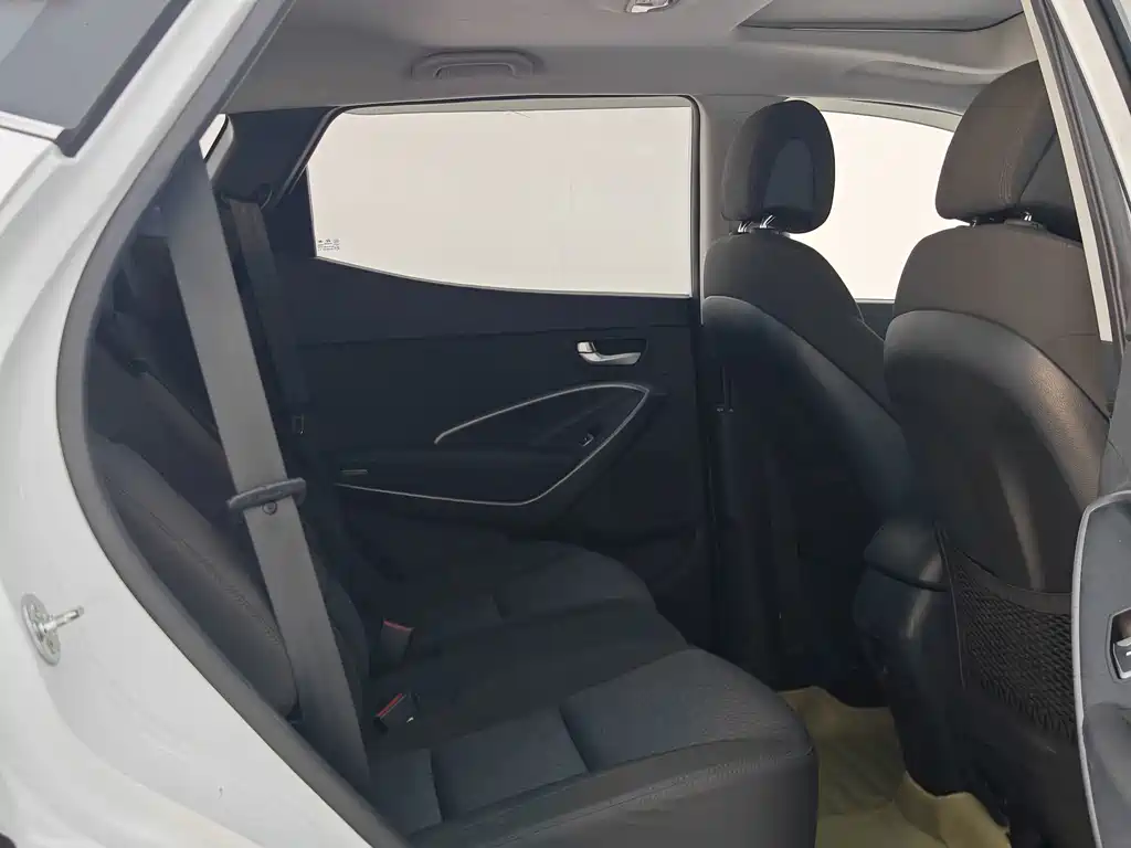 Hyundai Santa Fe — миниатюра 14