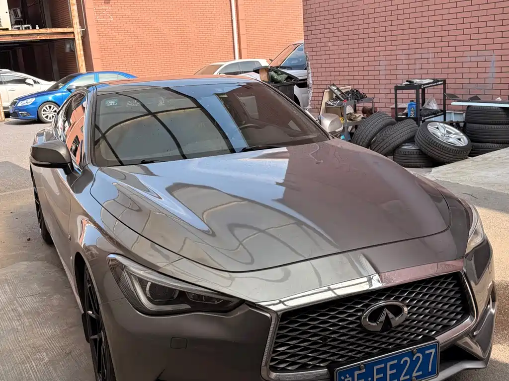 Infiniti Q60 2019 2.0T Luxury