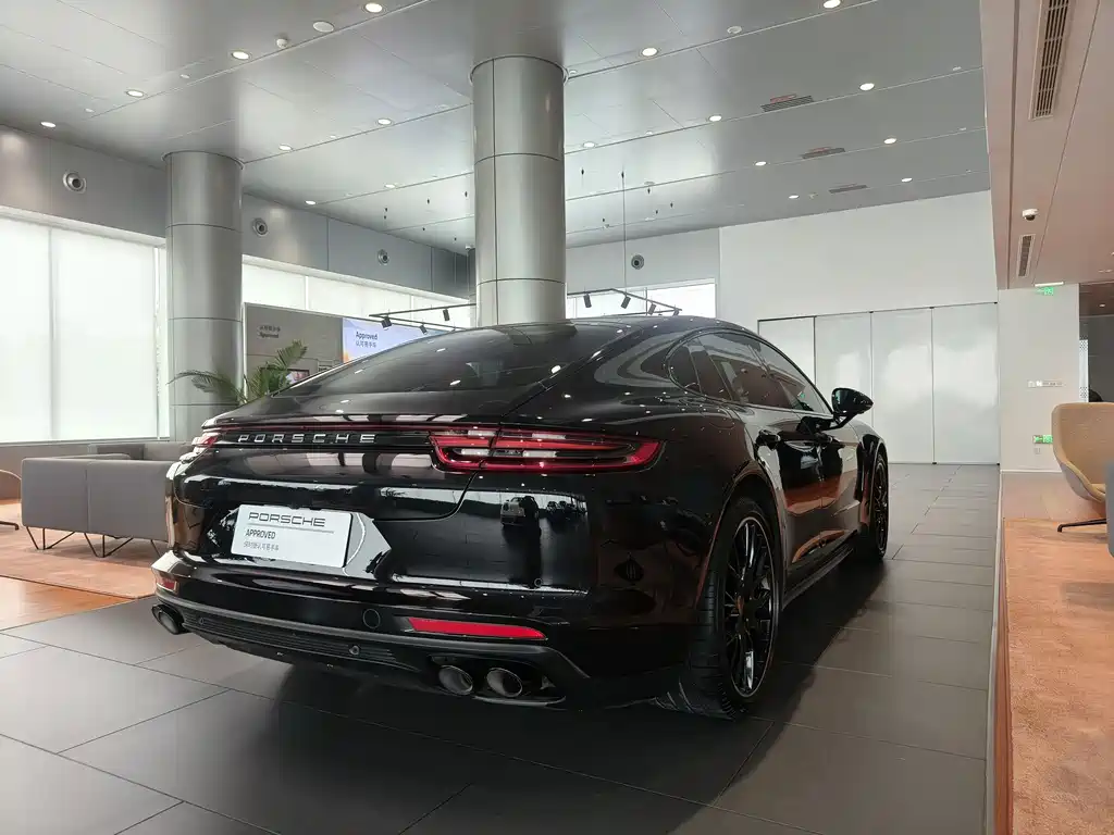 Porsche Panamera — миниатюра 5