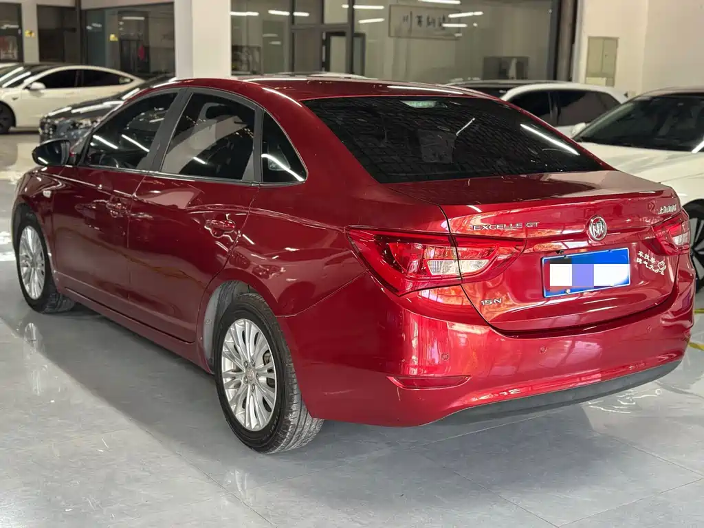 Buick Excelle — миниатюра 6