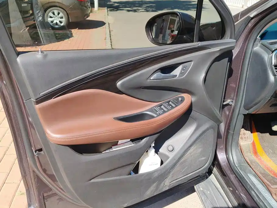 Buick Envision Plus — миниатюра 7