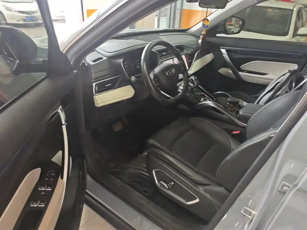 Geely Boyue — миниатюра 16