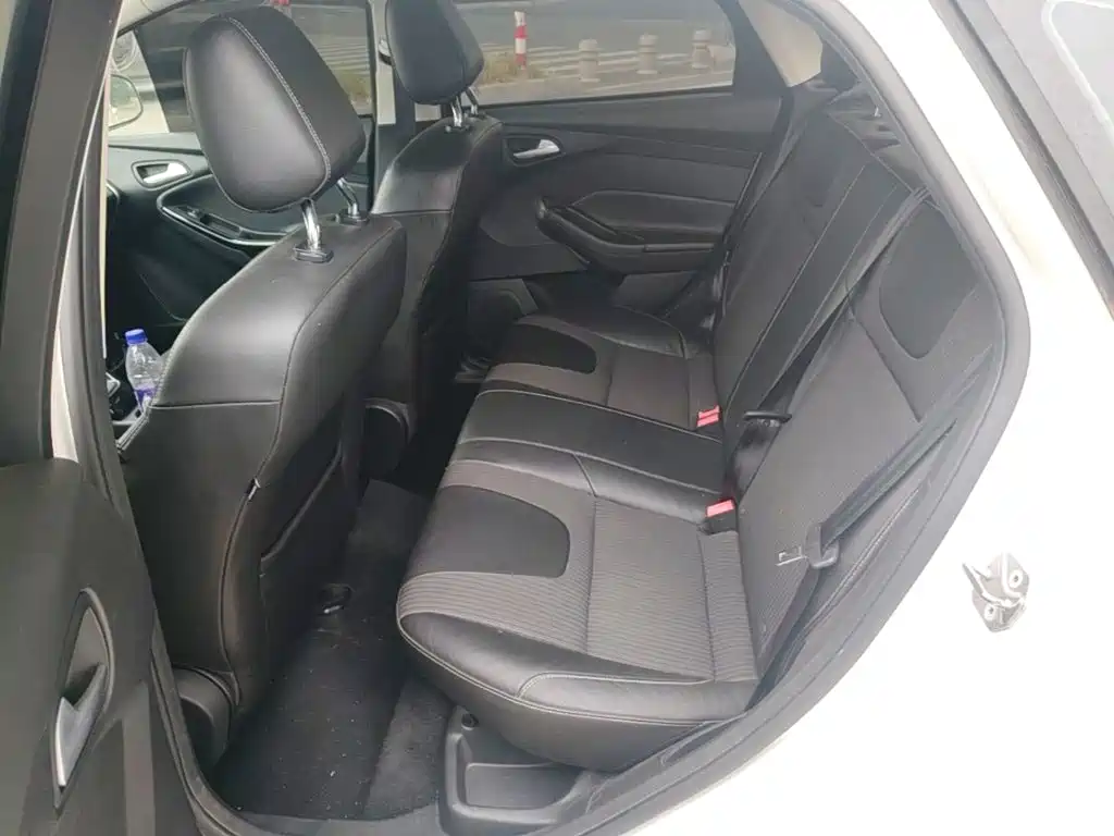 Ford Focus — миниатюра 17