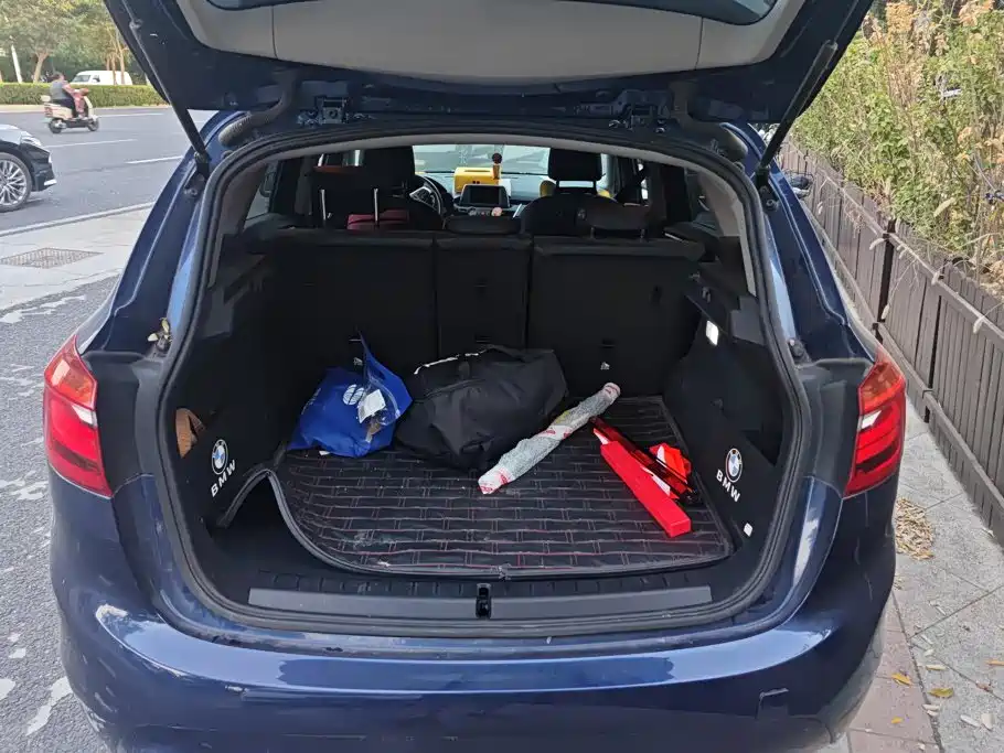 BMW 2 Series Active Tourer — миниатюра 4