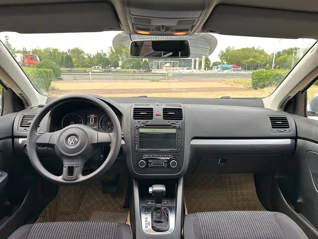 Volkswagen Sagitar — миниатюра 9