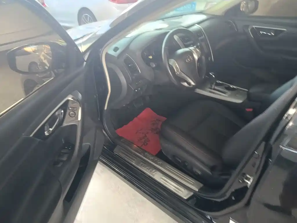Nissan Teana — миниатюра 4