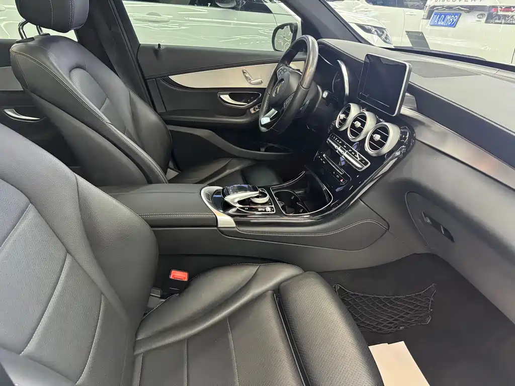 Mercedes-Benz GLC — миниатюра 8