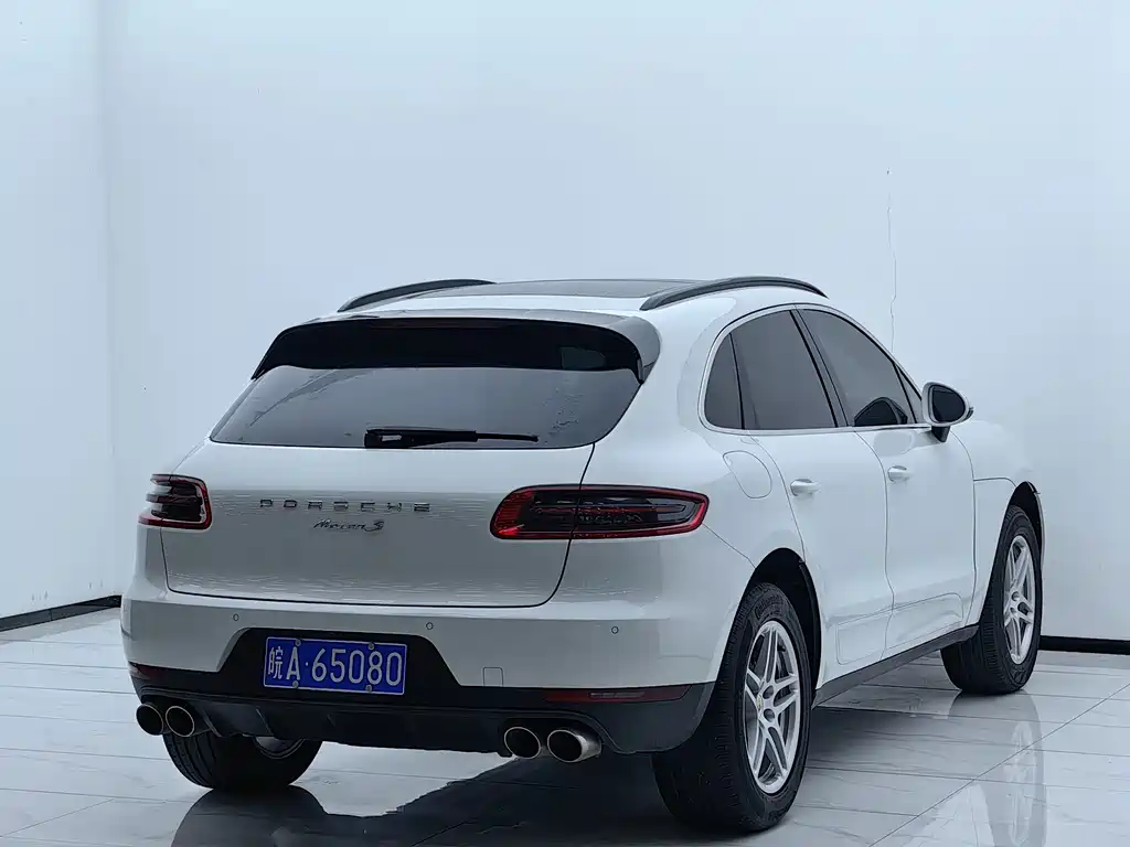 Porsche Macan — миниатюра 17