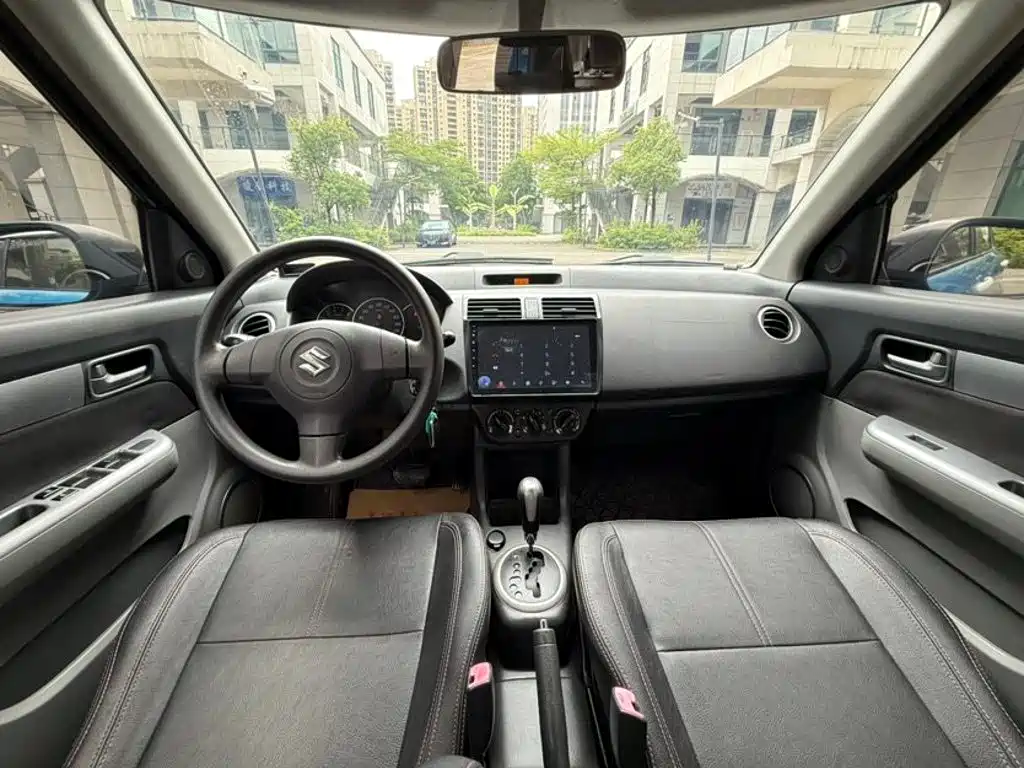 Suzuki Swift — миниатюра 5