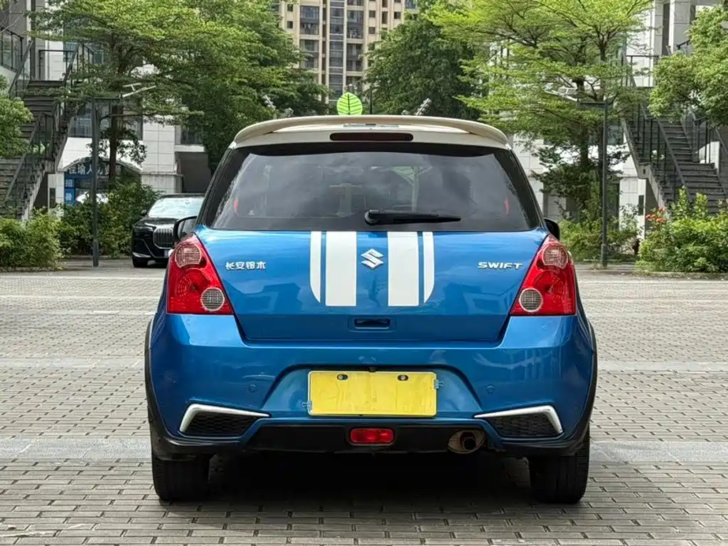 Suzuki Swift — миниатюра 8