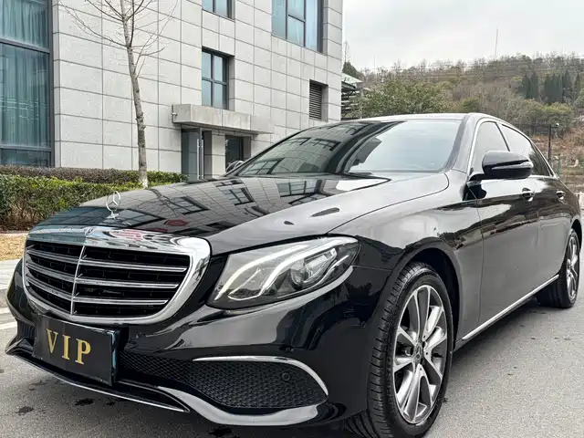 MERCEDES-BENZ E CLASS 2017