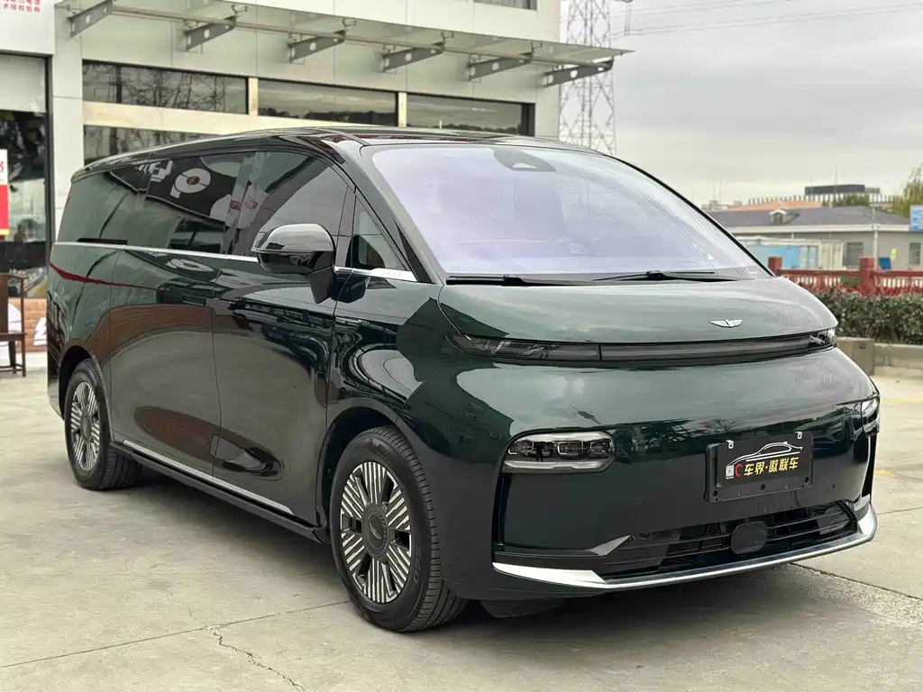 GEELY GALAXY WING TRUE L380