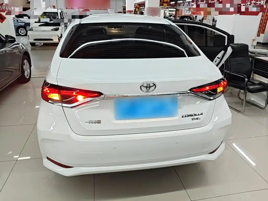 Toyota Corolla — миниатюра 6